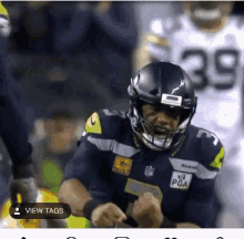 Russell Football GIF - Russell Football GIFs
