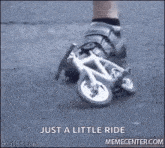 Tinybike Tricks GIF - Tinybike Tricks Ridingbikes GIFs