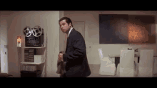 Where Is Everyone What Is This Place GIF - Where Is Everyone What Is This Place John Travolta GIFs