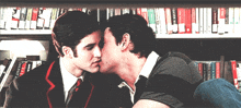 Blinn Glee GIF - Blinn Glee Glee Kiss GIFs