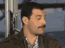Freddie Mercury Peut être GIF - Freddie Mercury Peut être Peut Etre GIFs