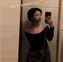 Emily Hey Pumpkin GIF - Emily Hey Pumpkin Selfie GIFs