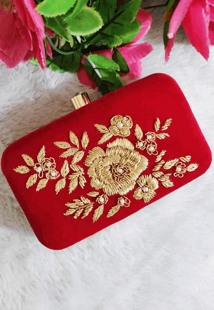 Handbag For Women's Latest Embellished Evening Party Clutch Hand Bag Latest  Embroidery Clutch Bag Purse For Bridal, Casual, Party, Wedding BY MYON  FASHION : Amazon.in: Fashion