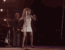 Tina Turner Singer GIF - Tina Turner Singer GIFs
