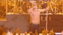 Cream On Stage GIF - Cream On Stage Fans GIFs