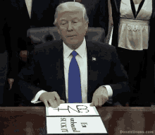 Donald Trump Bind GIF - Donald Trump Bind Bind Trump GIFs