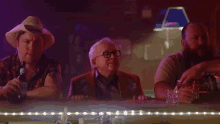 Out Of Place Leslie Jordan GIF - Out Of Place Leslie Jordan Brothers Osborne GIFs