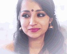 Trisha Saree GIF - Trisha Saree Beautiful GIFs