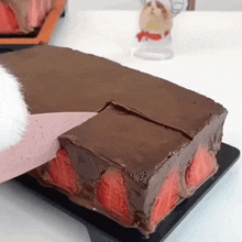Slicing The Cake Meow Chef GIF