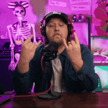 Rock And Roll The Dickeydines Show GIF - Rock And Roll The Dickeydines Show Rock And Roll Sign GIFs