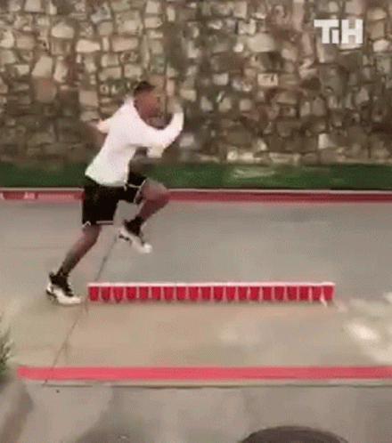 Video games jumping nailed it GIF - Find on GIFER