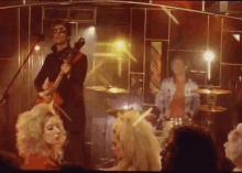 Groove To The Music Jam GIF - Groove To The Music Jam Audience GIFs