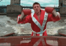 Fight Me Come On GIF - Fight Me Come On Hands Up GIFs