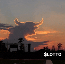 a picture of a cloud that looks like a bull 's head