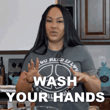 Wash Your Hands Mariah Milano GIF - Wash Your Hands Mariah Milano Dinner With Mariah GIFs