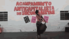 Anti Capitalistas Militante GIF - Anti Capitalistas Militante Dancing GIFs