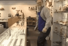 Selling Is Service Dancing GIF - Selling Is Service Dancing GIFs