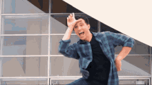 Aaron Burriss Dance GIF - Aaron Burriss Dance Moves GIFs