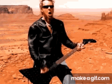 Metallica James Hetfield GIF - Metallica James Hetfield Hetfield GIFs