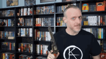 Mike Gunslinger Mikes Book Reviews GIF - Mike Gunslinger Mike Gun Mikes Book Reviews GIFs
