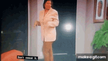 Dont Sweat That Queen Latifah GIF - Dont Sweat That Queen Latifah Know That GIFs
