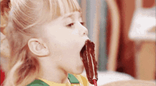 Francocco Michelle Tanner GIF - Francocco Michelle Tanner Eating GIFs