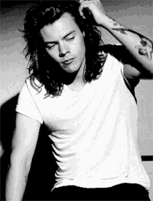 Harry Styles Hot GIF - Harry Styles Hot Handsome GIFs
