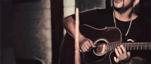 tocando violao oriente azulejo guitarrista tocando um instrumento