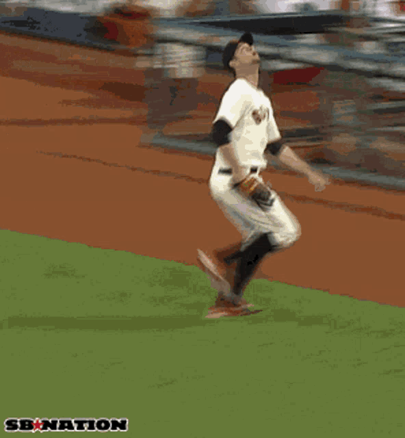 Sfg80s-sfgiants-beatla GIFs - Get the best GIF on GIPHY