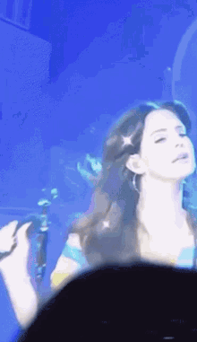 Lana Del Rey Queen GIF - Lana Del Rey Queen Smoking GIFs