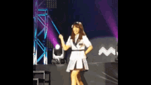 Bnk48 Dancing GIF - Bnk48 Dancing Concert GIFs