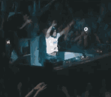 Florian Picasso Raise The Roof GIF - Florian Picasso Raise The Roof GIFs
