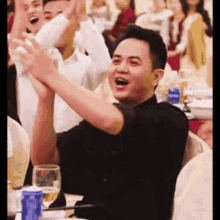 hwg hoang wand gif anhnam wand clap applause