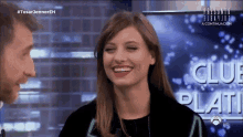 Michelle Jenner Thumbs Up GIF - Michelle Jenner Thumbs Up El Hormiguero GIFs