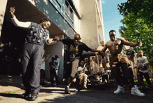 Tiakola Genezio GIF