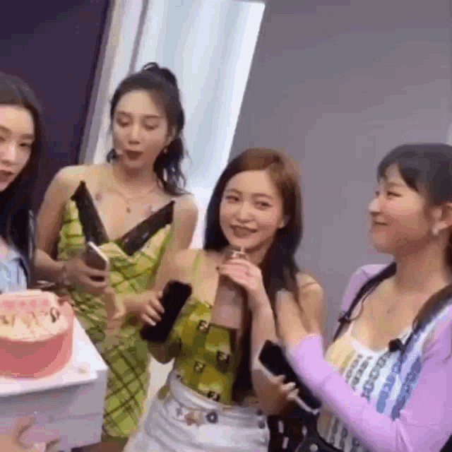 Saree birthday cake | Happy 62th birthday Irene Yong. Thanks… | Flickr