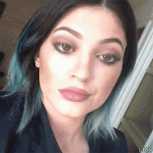 Kylie Jenner Silly GIF - Kylie Jenner Silly Eye Roll GIFs