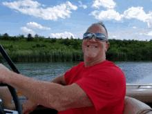 Driving A Boat Skiboat GIF - Driving A Boat Skiboat Ski Natique GIFs