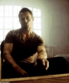 Doubts Waiting GIF - Doubts Waiting Peter Hale GIFs