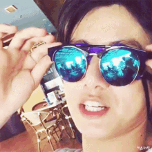 GIF