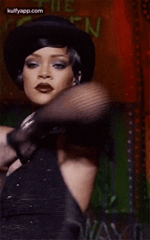 Way.Gif GIF - Way Rihanna Valerian And-the-city-of-a-thousand-planets GIFs