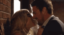 Olicity Oliver And Felicity GIF - Olicity Oliver And Felicity Kiss GIFs