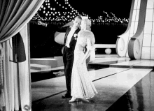 Ginger Rogers Fred Astaire GIF - Ginger Rogers Fred Astaire Follow The Fleet GIFs