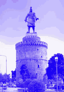 kolokotronis statue white tower thessaloniki superhero