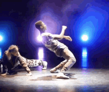 Dance Chicago Dance Crash GIF - Dance Chicago Dance Crash Limbo GIFs