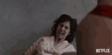 It Hurts Ouch GIF - It Hurts Ouch Pain GIFs