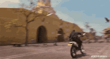 Motorcycle Chasing GIF - Motorcycle Chasing Escape GIFs