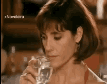 Christiane Torloni Xnoveleira GIF - Christiane Torloni Xnoveleira Drinking GIFs