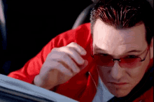 Smash Mouth Im A Believer GIF - Smash Mouth Im A Believer Wink GIFs