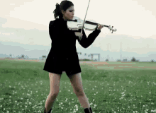 Martha Psyko El Sueno GIF - Martha Psyko El Sueno Violin GIFs